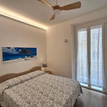 Simare - 2 Matrimoniali A 500metri Da Stazione E Apartman