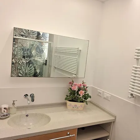 Simare - 2 Matrimoniali A 500metri Da Stazione E